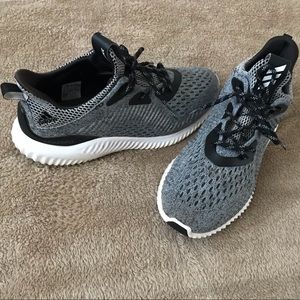 Adidas Alphabounce
